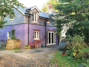 Stylish and cosy Brecon Beacons farmhouse